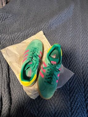 adidas Green Pink Yellow Women's Sneakers.